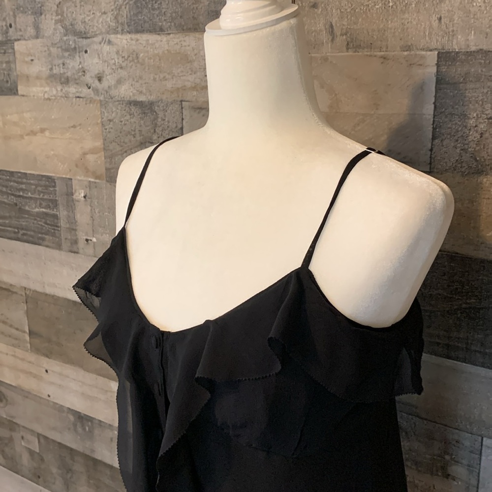 Banana Republic Silk Camisole with front ruffles Size 6 - Picture 6 of 16